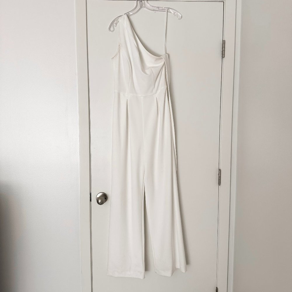 One-shoulder Jumpsuit